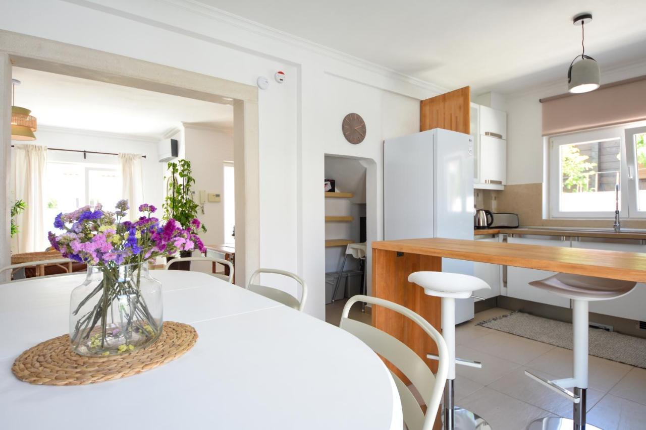Aroeira Villa With Heated Pool By Golf Course, Beach And Lisbon Екстер'єр фото