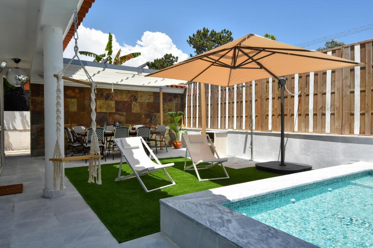 Aroeira Villa With Heated Pool By Golf Course, Beach And Lisbon Екстер'єр фото