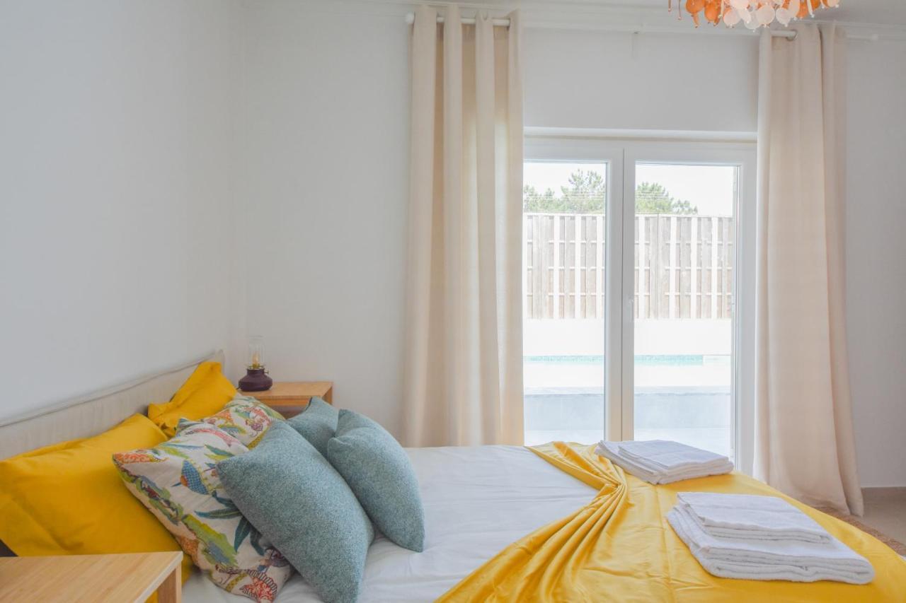 Aroeira Villa With Heated Pool By Golf Course, Beach And Lisbon Екстер'єр фото
