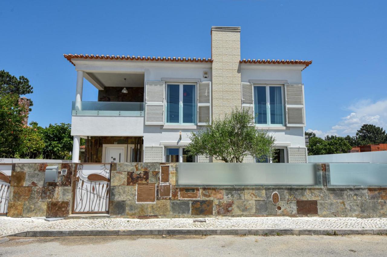 Aroeira Villa With Heated Pool By Golf Course, Beach And Lisbon Екстер'єр фото