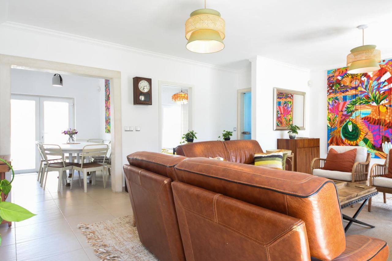 Aroeira Villa With Heated Pool By Golf Course, Beach And Lisbon Екстер'єр фото